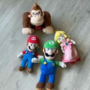 Nintendo Super Mario, Luigi, Donkey Kong, princess Peach plush